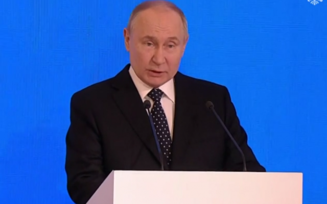 Путин призвал главу Тюменской области избегать шуток по ситуации с паводком