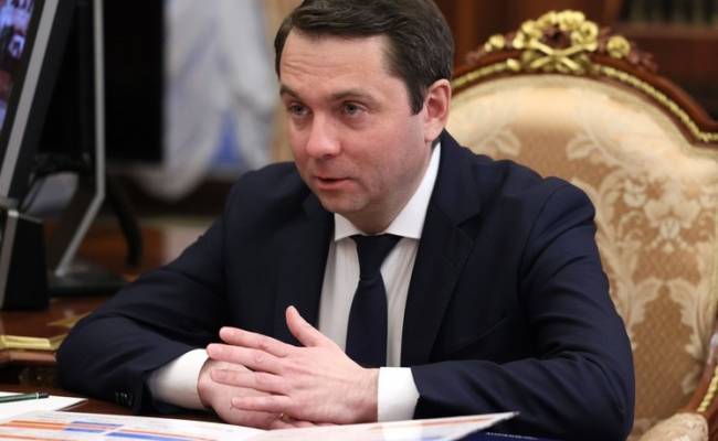 Переживший покушение губернатор Мурманской области вернулся к работе