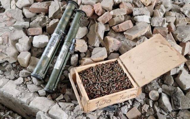 Росгвардия и ФСБ нашли в ЛНР схрон ВСУ с французскими боеприпасами