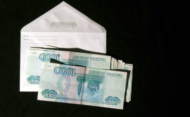 Названа средняя медианная зарплата в России: рост за год — 12%